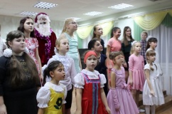 в Озерненской детской школе искусств прошёл праздничный концерт «Новогодний серпантин» - фото - 5