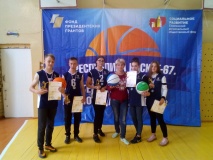 в Озерненской средней школе в рамках проекта «Республика Баскет-67» прошли соревнования по баскетболу - фото - 9
