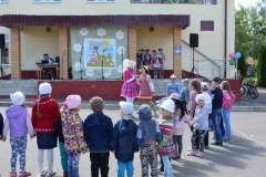 праздник детства прошёл на центральной площади г. Духовщина - фото - 20