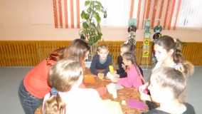 в районном доме культуры прошло очередное заседание детского литературного клуба «Читай-Играй» - фото - 4