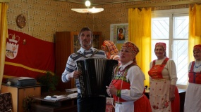 "духовщинская горница" выступила перед жителями д. Петрищево - фото - 8