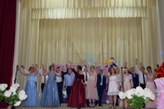 в средних школах Духовщинского района прошли выпускные вечера - фото - 31