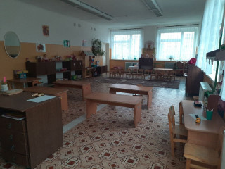 в поселке Озерный в детском саду "Сказка" продолжается ремонт - фото - 1