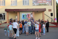 замечательно в эту субботу в городе Духовщине прошёл День молодёжи - фото - 11