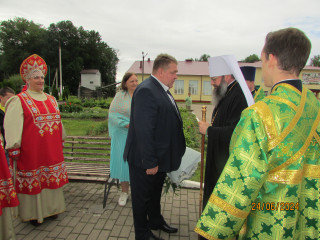 на духовщинскую землю прибыл митрополит Смоленский и Дорогобужский Исидор - фото - 2