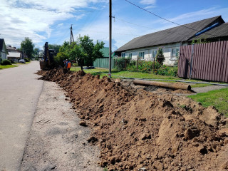 в городе Духовщине идет ремонт водопровода - фото - 1