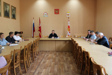 глава округа Виктор Молотков провел рабочее совещание - фото - 4