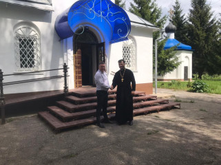 глава округа с настоятелем озерненского храма обсудили вопросы сотрудничества - фото - 1
