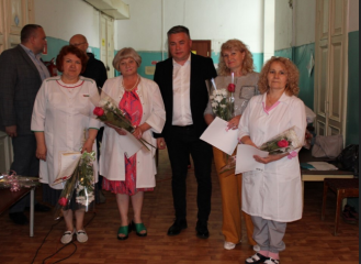 в воскресенье в нашей стране отмечают День медицинского работника - фото - 7