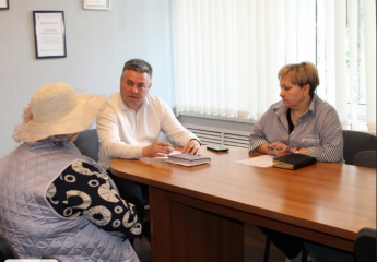 глава округа Виктор Молотков провел личный прием граждан - фото - 3