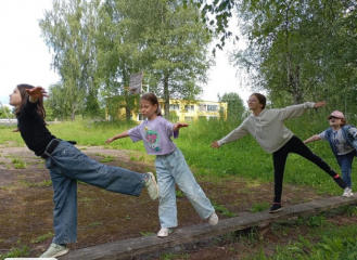 весело ис пользой проводят каникулы ребята в Пречистенской школе - фото - 10