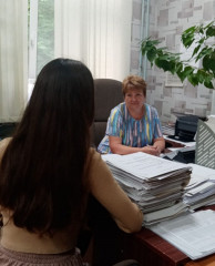 специалисты отдела экономического развития продолжают консультировать жителей о мерах государственной поддержки предпринимателей - фото - 1