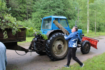 в Озерном организовали очередной субботник - фото - 9