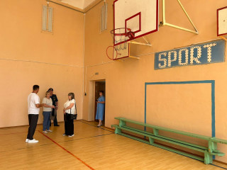 в округе идет подготовка школ к новому учебному году - фото - 3