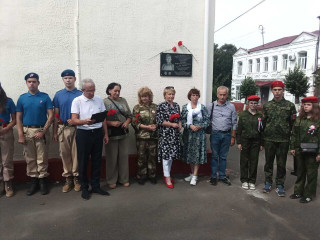 на здании Духовщинского историко-художественного музея установили памятную доску В.С. Бугаеву - фото - 5