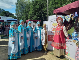 духовщинский округ принял участие в фестивале "Катюша" в селе Всходы Угранского округа - фото - 5