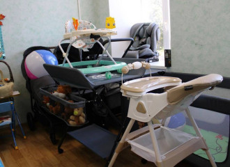 в Духовщинском округе для семей с детьми до трёх лет работает пункт проката вещей - фото - 3