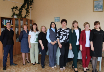 поздравляем работников финансовой сферы с Днем финансиста - фото - 1