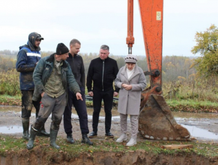 в деревне Заберезье идет капитальный ремонт водопроводных сетей - фото - 3
