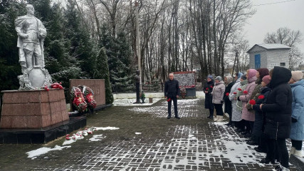 сегодня отмечается День Неизвестного Солдата - фото - 6