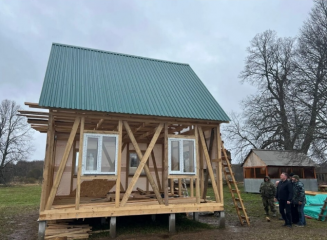 строительство временного храма в деревне Чижево идет полным ходом - фото - 2