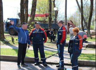 в Духовщине идут подготовительные работы к будущему благоустройству Сквера Памяти - фото - 3