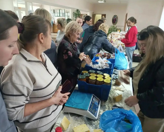 «фермерская ярмарка в Сафоново: продукция кооператива „Ядеревня“» - фото - 4
